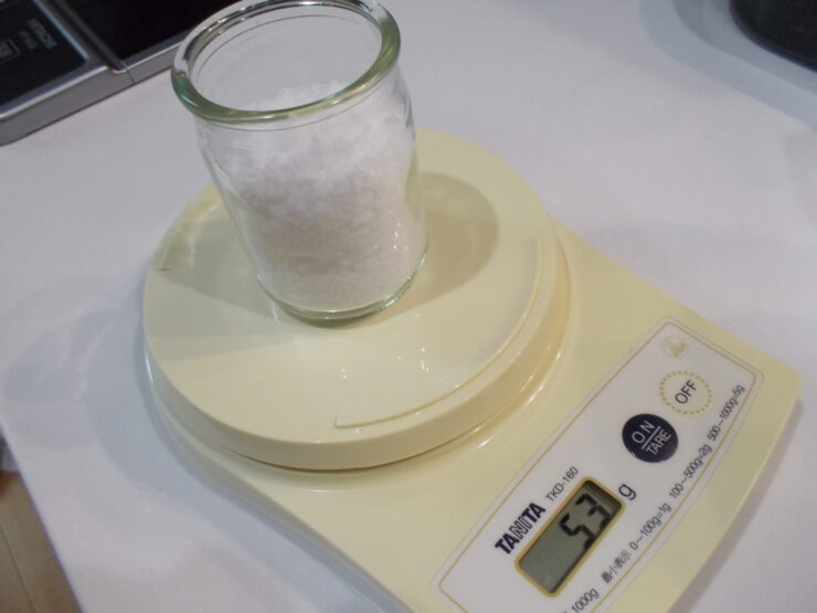 夏の自由研究　手作り自然塩つくり　完成した塩の計測