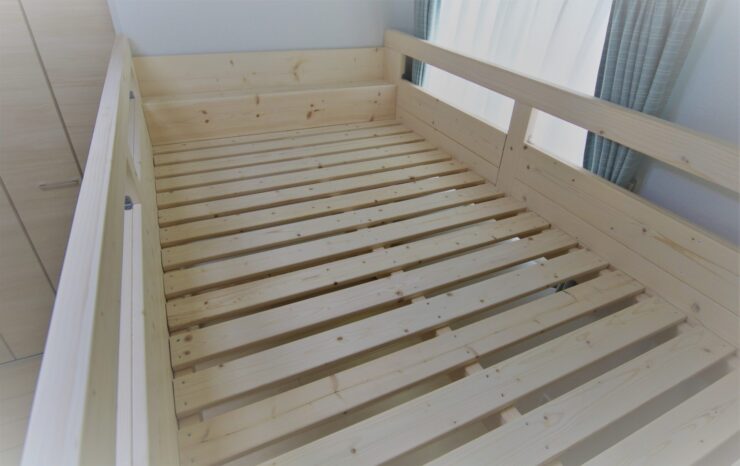 DIYロフトベッドの完成写真　ベッド部分
